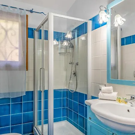 Trilo 6 Apartment Budoni